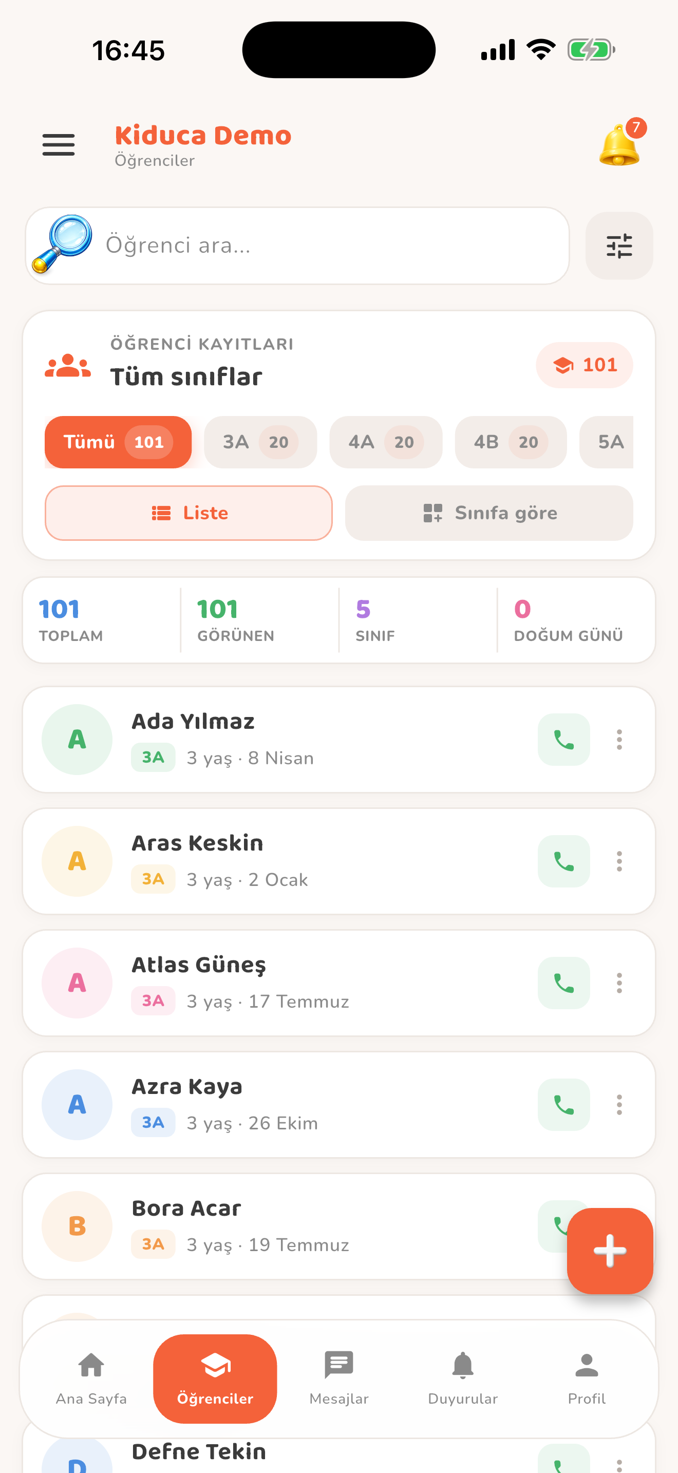Öğrenci listesi ve filtreler — Kiduca uygulaması