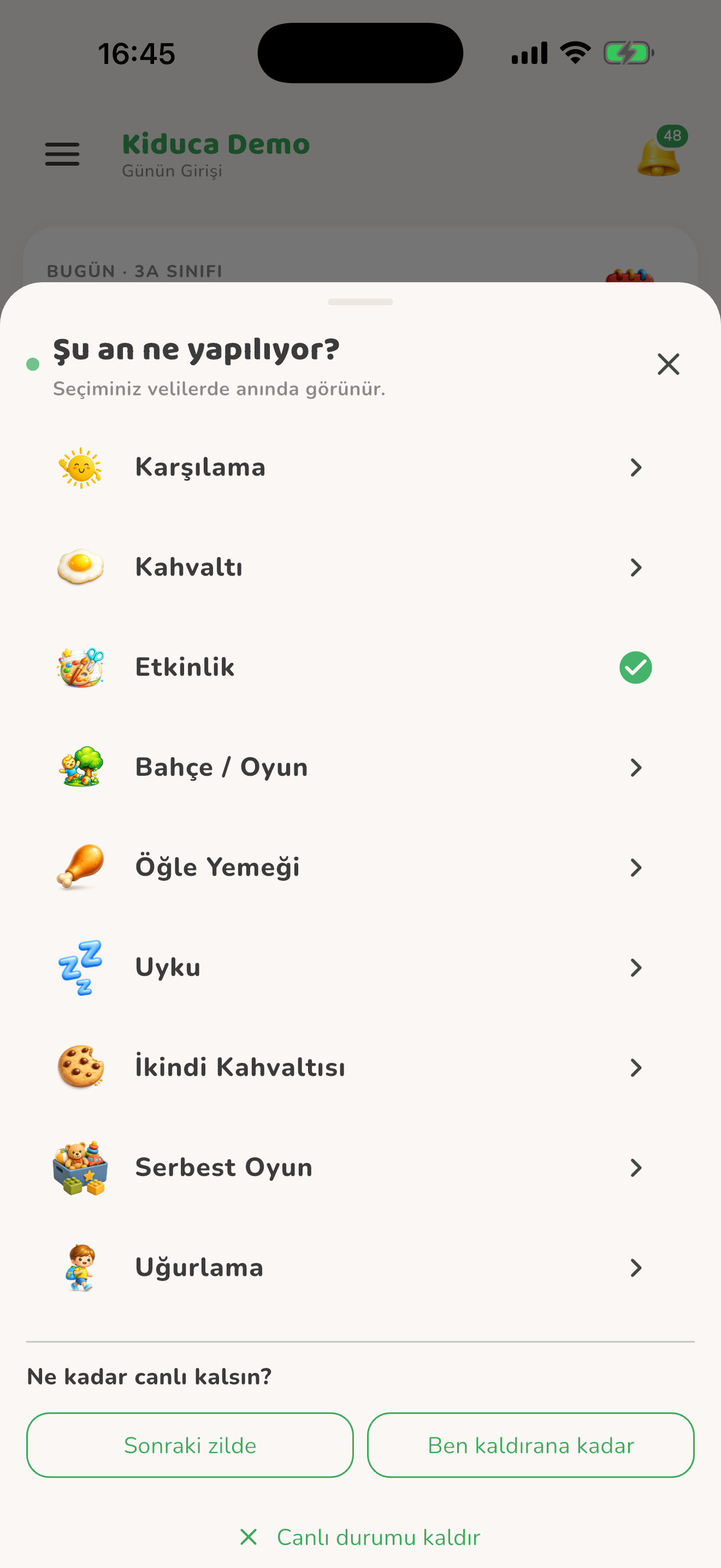 Öğretmenin canlı durum seçimi — Kiduca uygulaması